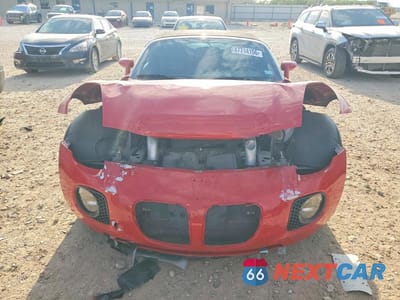 Piąte zdjęcie samochodu w środku: 2008 PONTIAC SOLSTICE GXP VIN:1G2MG35X78Y115460 - miniatura