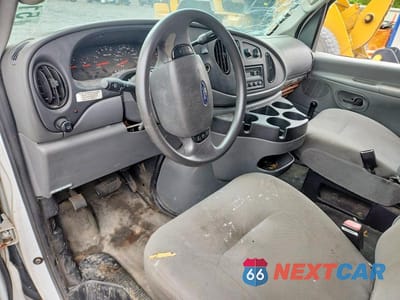 Zdjęcie 8 z 13 samochodu: 2006 FORD ECONOLINE E250 VAN VIN:1FTNE24LX6HA27546 - miniatura
