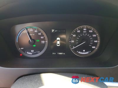 Zdjęcie 9 z 12 samochodu: 2016 HYUNDAI SONATA HYBRID LIMITED VIN:KMHE34L11GA009752 - miniatura