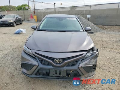 Piąte zdjęcie samochodu w środku: 2024 TOYOTA CAMRY SE VIN:4T1G11AKXRU855050 - miniatura