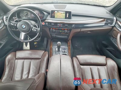 Zdjęcie 8 z 13 samochodu: 2015 BMW X5 XDRIVE35I VIN:5UXKR0C52F0K53480 - miniatura