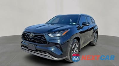 Drugie zdjęcie samochodu z przodu: 2022 TOYOTA HIGHLANDER XLE VIN:5TDGZRBH5NS585173 - miniatura