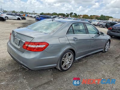 Trzecie zdjęcie samochodu z tyłu: 2010 MERCEDES-BENZ E 350 VIN:WDDHF5GB2AA208078 - miniatura