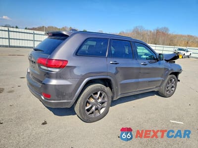 Trzecie zdjęcie samochodu z tyłu: 2021 JEEP GRAND CHEROKEE LIMITED VIN:1C4RJFBG5MC704572 - miniatura