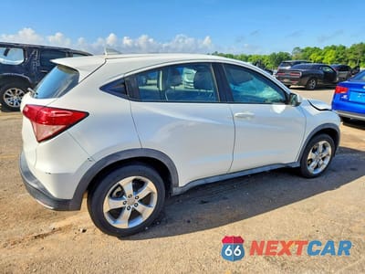 Trzecie zdjęcie samochodu z tyłu: 2016 HONDA HR-V LX VIN:3CZRU5H35GM739969 - miniatura