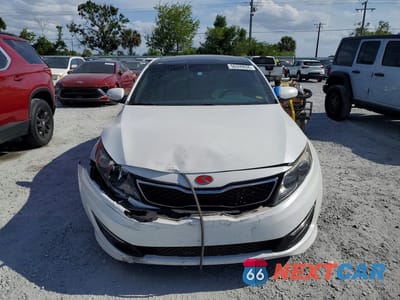 Piąte zdjęcie samochodu w środku: 2013 KIA OPTIMA SX VIN:5XXGR4A62DG163428 - miniatura