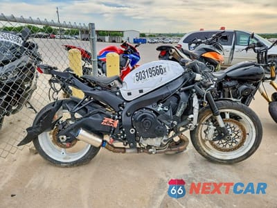 2020 SUZUKI GSX-R600 JS1GN7FA1L7100686 - główne zdjęcie licytacji z USA - miniatura