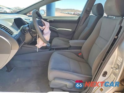 Zdjęcie 7 z 12 samochodu: 2010 HONDA CIVIC LX VIN:2HGFA1F57AH317076 - miniatura