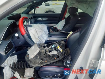 Zdjęcie 7 z 13 samochodu: 2022 GENESIS GV70 3.5T SPORT VIN:KMUMCDTC8NU015834 - miniatura