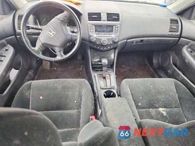 Zdjęcie 8 z 12 samochodu: 2007 HONDA ACCORD SE VIN:JHMCM56397C012476 - miniatura
