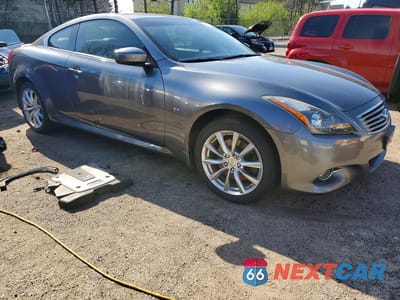 Czwarte zdjęcie samochodu z boku: 2014 INFINITI Q60 COUPE BASE VIN:JN1CV6EL2EM132491 - miniatura