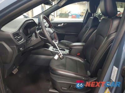 Zdjęcie 7 z 13 samochodu: 2025 FORD ESCAPE ST LINE VIN:1FMCU9MN8SUB34077 - miniatura