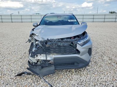 Piąte zdjęcie samochodu w środku: 2024 TOYOTA RAV4 XLE VIN:2T3W1RFV2RW309587 - miniatura