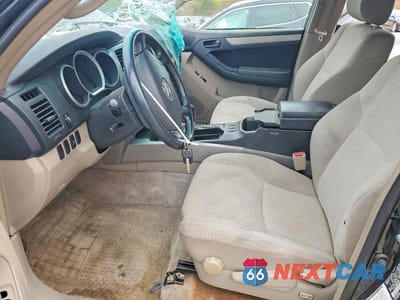 Zdjęcie 7 z 12 samochodu: 2006 TOYOTA 4RUNNER SR5 VIN:JTEZU14R368041089 - miniatura
