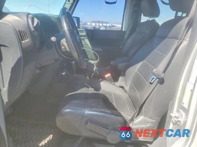 Zdjęcie 7 z 12 samochodu: 2012 JEEP WRANGLER UNLIMITED SPORT VIN:1C4BJWDG6CL215045 - miniatura