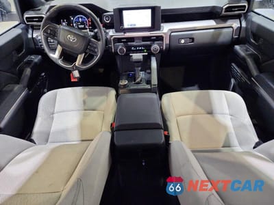 Zdjęcie 8 z 13 samochodu: 2026 TOYOTA 4RUNNER SR5 VIN:JTEVA5BRXT5080101 - miniatura