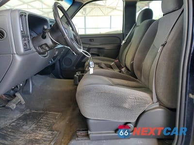 Zdjęcie 7 z 12 samochodu: 2005 CHEVROLET SILVERADO C1500 VIN:2GCEC19T851319545 - miniatura