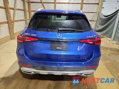 Zdjęcie 6 z 13 samochodu: 2025 MERCEDES-BENZ GLC 300 4MATIC VIN:W1NKM4HB6SF395336 - miniatura