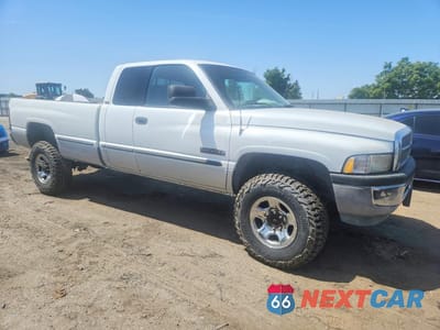 Czwarte zdjęcie samochodu z boku: 2001 DODGE RAM 2500 VIN:1B7KF23691J573252 - miniatura