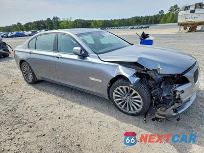 Czwarte zdjęcie samochodu z boku: 2011 BMW 740 LI VIN:WBAKB4C59BC574533 - miniatura