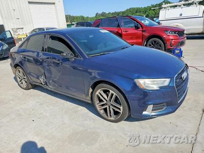 Czwarte zdjęcie samochodu z boku: 2017 AUDI A3 PREMIUM VIN:WAUB8GFF9H1028548 - miniatura