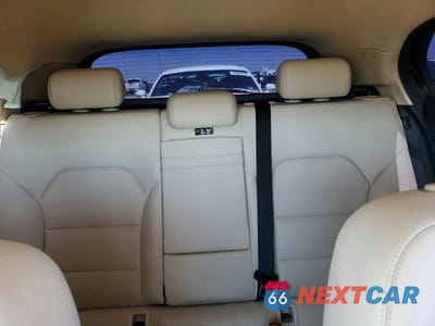Zdjęcie 10 z 13 samochodu: 2016 MERCEDES-BENZ GLA 250 VIN:WDCTG4EB0GJ270841 - miniatura