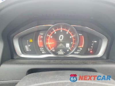 Zdjęcie 9 z 12 samochodu: 2017 VOLVO XC60 T6 INSCRIPTION VIN:YV449MRU7H2126518 - miniatura