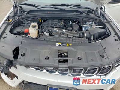 Zdjęcie 12 z 14 samochodu: 2025 JEEP GRAND CHEROKEE LAREDO VIN:1C4RJHAG0SC310794 - miniatura