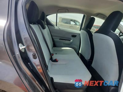 Zdjęcie 10 z 12 samochodu: 2014 TOYOTA PRIUS C ONE VIN:JTDKDTB37E1076399 - miniatura