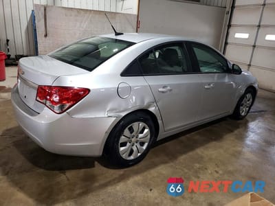 Trzecie zdjęcie samochodu z tyłu: 2014 CHEVROLET CRUZE LS VIN:1G1PA5SGXE7149414 - miniatura