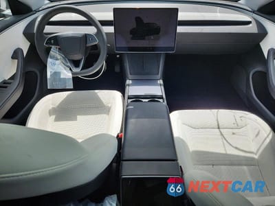 Zdjęcie 10 z 14 samochodu: 2025 TESLA MODEL 3 VIN:5YJ3E1EA8SF981382 - miniatura