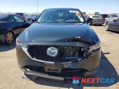 Piąte zdjęcie samochodu w środku: 2025 MAZDA CX-5 PREFERRED VIN:JM3KFBCL8S0686145 - miniatura