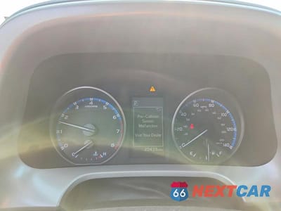 Zdjęcie 9 z 13 samochodu: 2017 TOYOTA RAV4 XLE VIN:2T3RFREV2HW679226 - miniatura