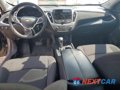 Zdjęcie 8 z 12 samochodu: 2022 CHEVROLET MALIBU LT VIN:1G1ZD5ST4NF207097 - miniatura