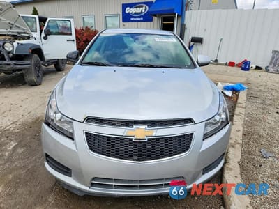 Piąte zdjęcie samochodu w środku: 2014 CHEV CRUZE LT VIN:1G1PC5SB0E7204144 - miniatura
