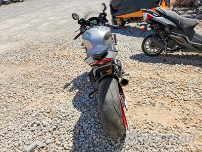 Czwarte zdjęcie samochodu z boku: 2024 APRILIA RSV4 1100 VIN:ZD4KYUA06RS000954 - miniatura