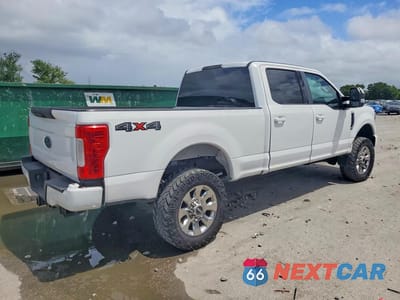Trzecie zdjęcie samochodu z tyłu: 2018 FORD F250 SUPER DUTY VIN:1FT7W2BT3JEB22453 - miniatura