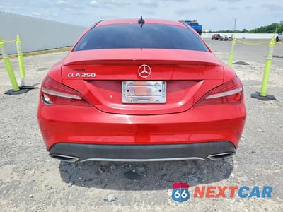 Zdjęcie 6 z 12 samochodu: 2019 MERCEDES-BENZ CLA 250 VIN:WDDSJ4EB3KN766713 - miniatura