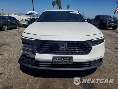 Piąte zdjęcie samochodu w środku: 2024 HONDA ACCORD HYBRID SPORT VIN:1HGCY2F53RA055104 - miniatura