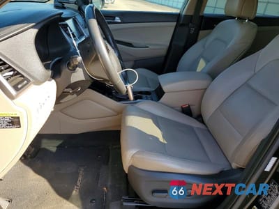 Zdjęcie 7 z 12 samochodu: 2016 HYUNDAI TUCSON LIMITED VIN:KM8J3CA22GU249668 - miniatura