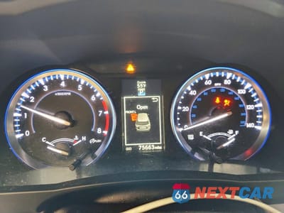 Zdjęcie 9 z 11 samochodu: 2014 TOYOTA HIGHLANDER XLE VIN:5TDJKRFH7ES056778 - miniatura