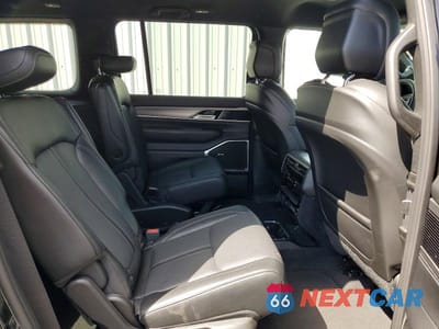 Zdjęcie 11 z 13 samochodu: 2025 JEEP WAGONEER SERIES II VIN:1C4SJVBP7SS526579 - miniatura