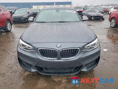 Piąte zdjęcie samochodu w środku: 2015 BMW M235I VIN:WBA1M1C52FV393109 - miniatura