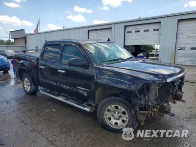 Czwarte zdjęcie samochodu z boku: 2007 GMC NEW SIERRA K1500 VIN:2GTEK133571700123 - miniatura