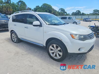 Czwarte zdjęcie samochodu z boku: 2009 MITSUBISHI OUTLANDER SE VIN:JA4LS31W19Z015699 - miniatura