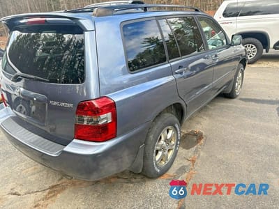 Czwarte zdjęcie samochodu z boku: 2006 TOYOTA HIGHLANDER LIMITED VIN:JTEHP21A860175764 - miniatura