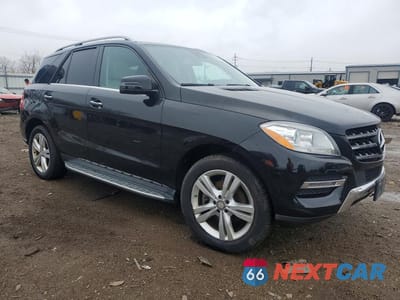Czwarte zdjęcie samochodu z boku: 2014 MERCEDES-BENZ ML 350 4MATIC VIN:4JGDA5HB2EA384264 - miniatura