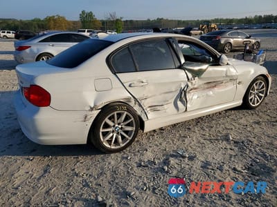 Trzecie zdjęcie samochodu z tyłu: 2011 BMW 328 I SULEV VIN:WBAPH5C56BA443890 - miniatura