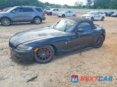 2006 BMW Z4 3.0 4USBU335X6LW58626 - główne zdjęcie licytacji z USA - miniatura