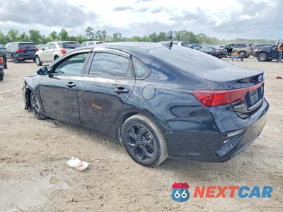 Drugie zdjęcie samochodu z przodu: 2020 KIA FORTE LXS VIN:3KPF24AD6LE196177 - miniatura